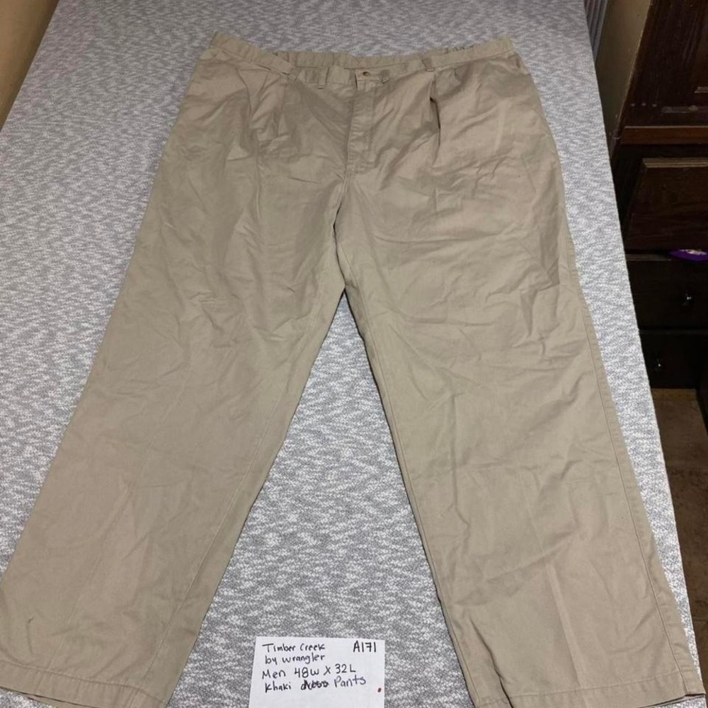 Timber Creek by Wrangler khaki pants Men W48"X L32". SKU-A171#khaki